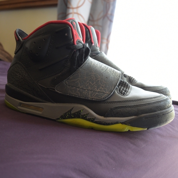Jordan Son of Mars Marvin the Martian - Picture 4 of 5